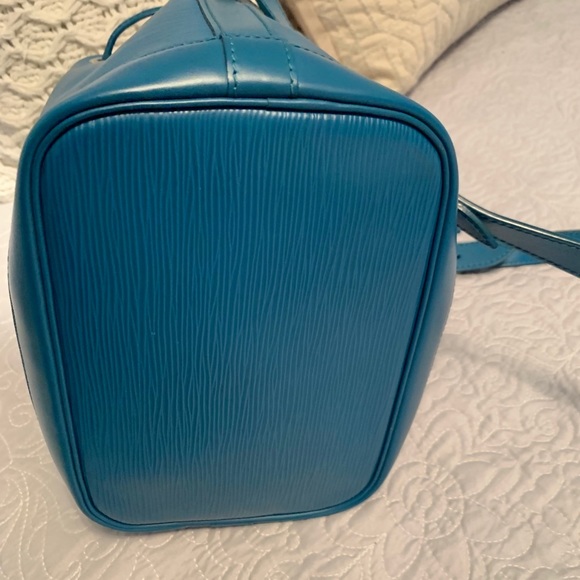 Louis Vuitton Epi Leather Noe BB bag - Picture 4 of 12